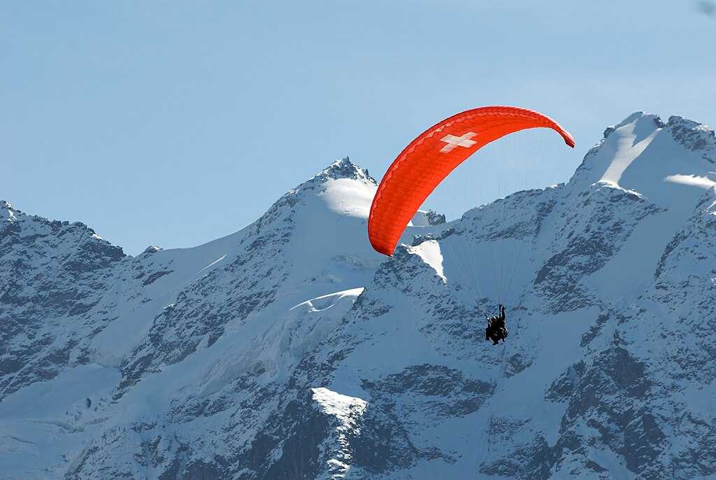 Paragliding